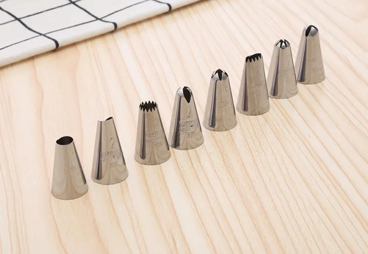 Aluminium Alloy Multi Cake Decorating Tools 8 Pcs Icing Nozzle 13 Pcs Cookie Press Gun Set
