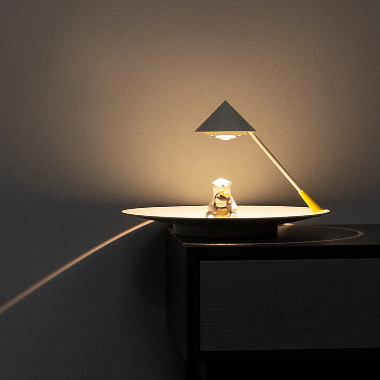 Popular Deco Halo Wireless Rechargeable Mood Lamp LED Dimmable Control Disk Table Lamp for Hallway Table Display