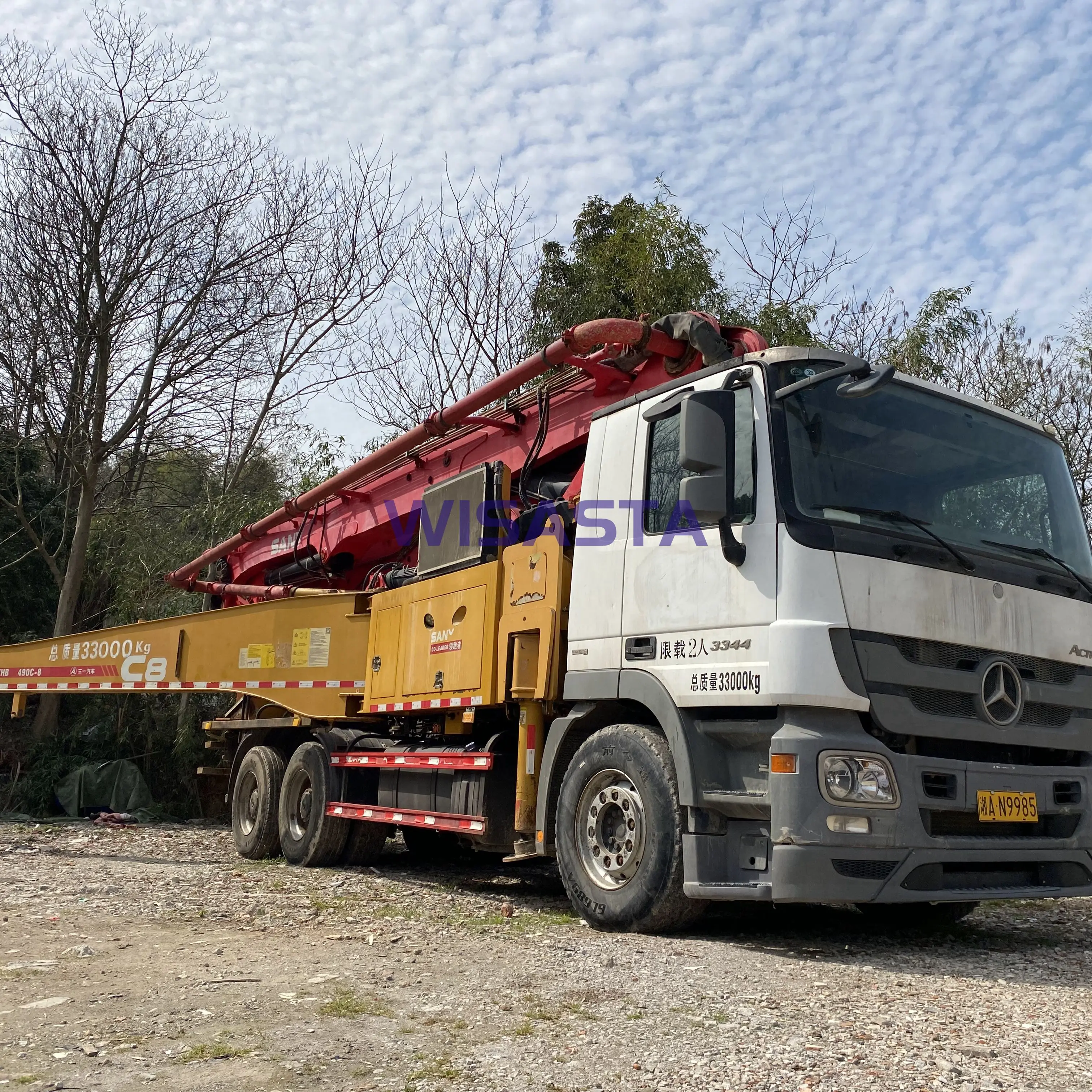Cheap price good condition Second hand SANY 49M BOOM pump truck mounted concrete pump trucks