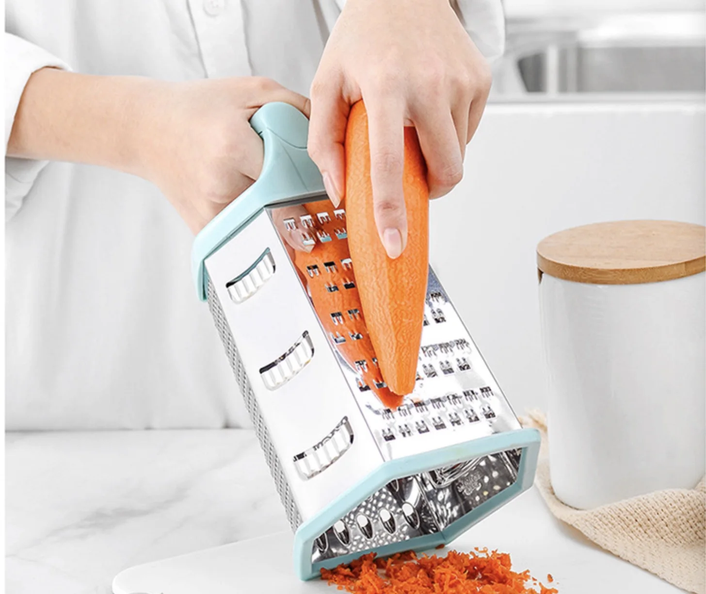 New Design 6 Sides Stainless Steel Cheese Grater with Container Box
