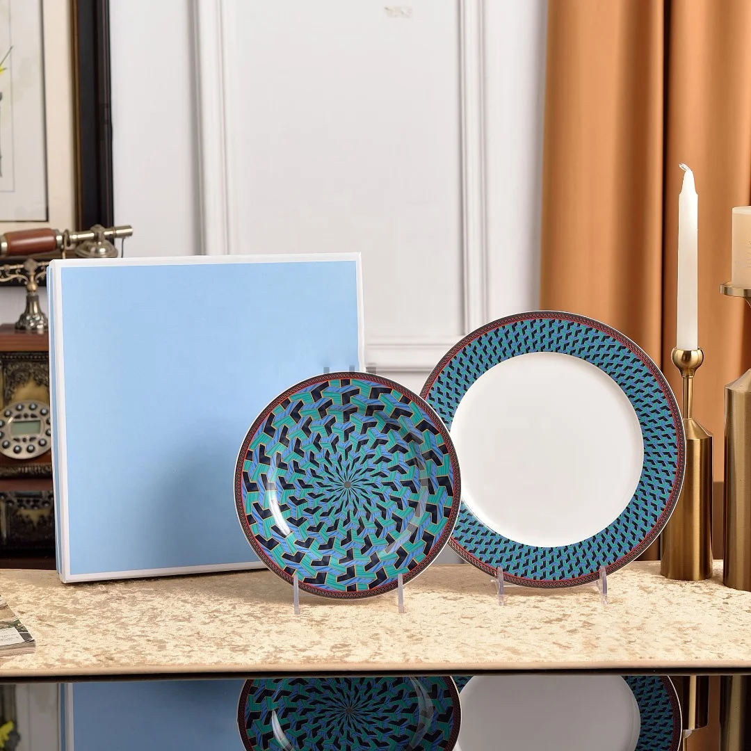 New Product Stereoscopic Pattern Bone China Plate and Home Decoration Porcelain Charger Plate