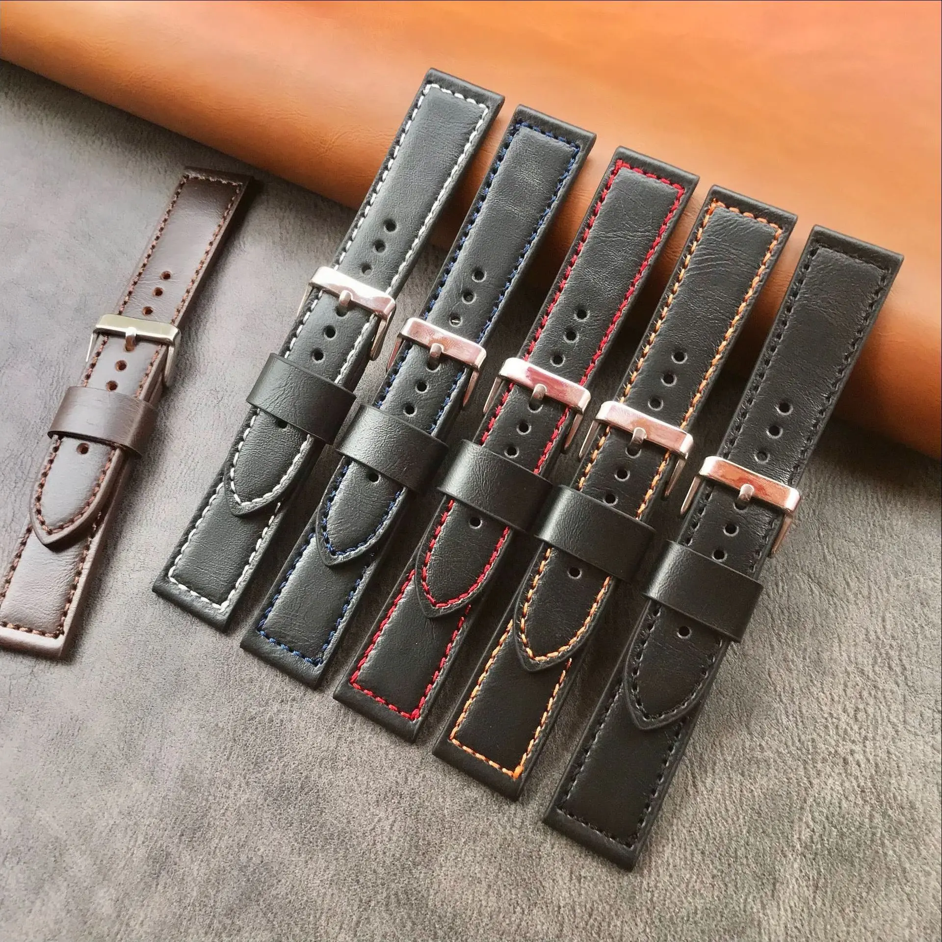 Genuine Leather Watchbands Calfskin Replace Wristwatch Straps 18mm 20mm 22mm 24mm Watch Accessories Men Women Soft Watchband