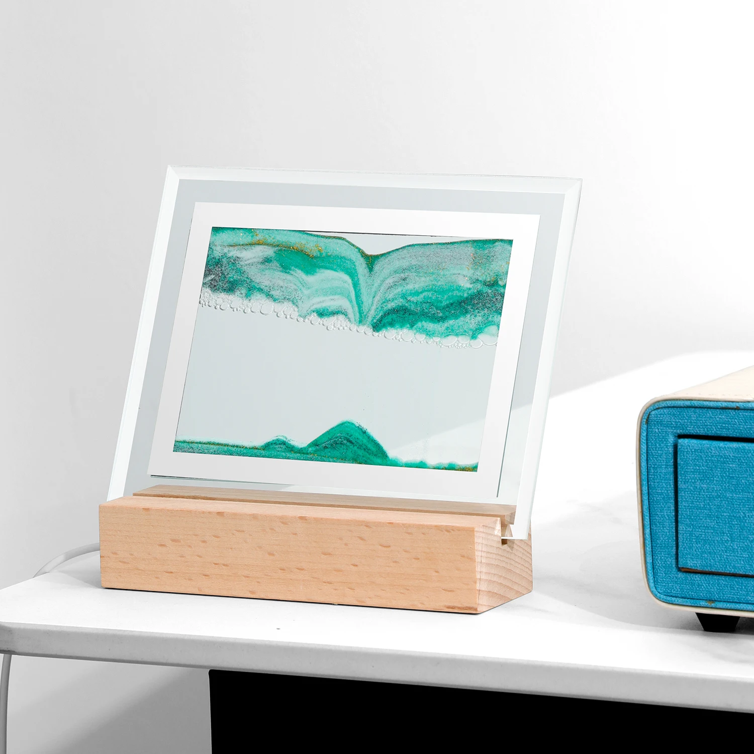 2022 new arrival Morden Style Painting Table Led Art Night Light Flowing Desk Quicksand Lamp