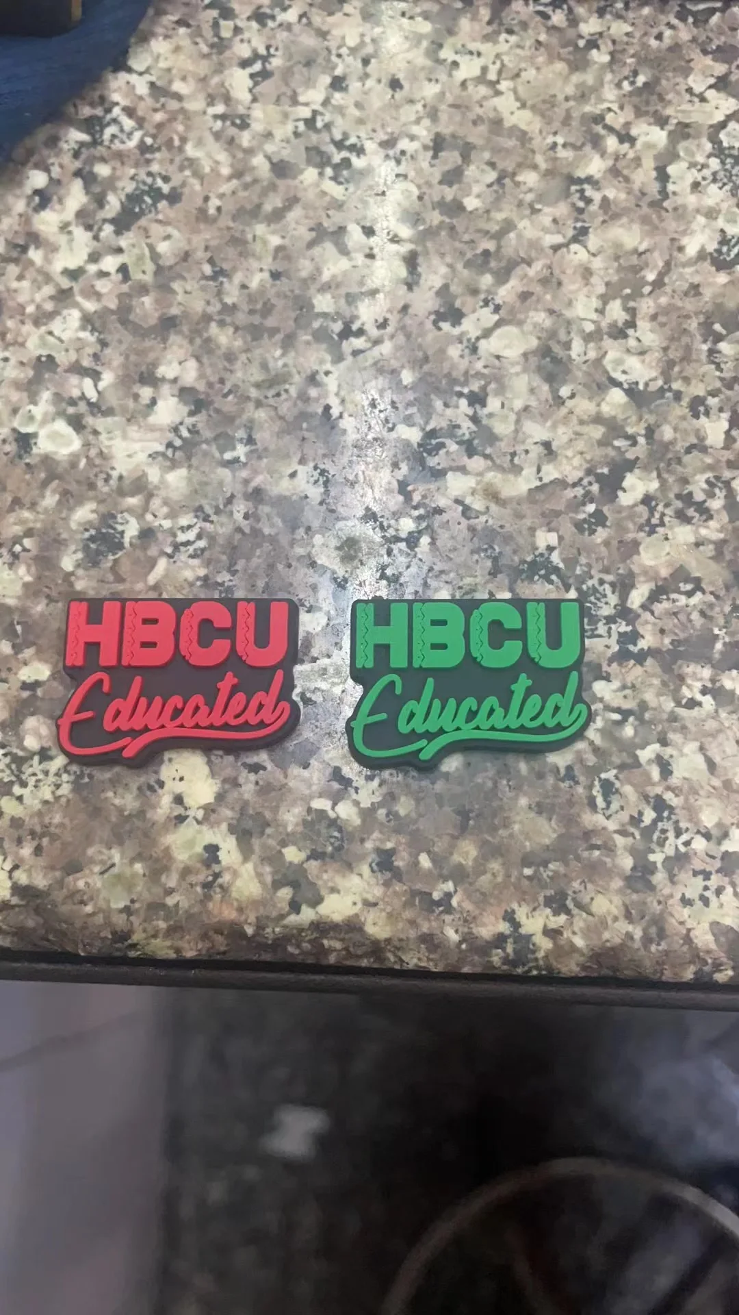 Бесплатный образец Шарм для обуви из ПВХ аксессуары дизайнерские шармы объемный браслет с логотипом на заказ