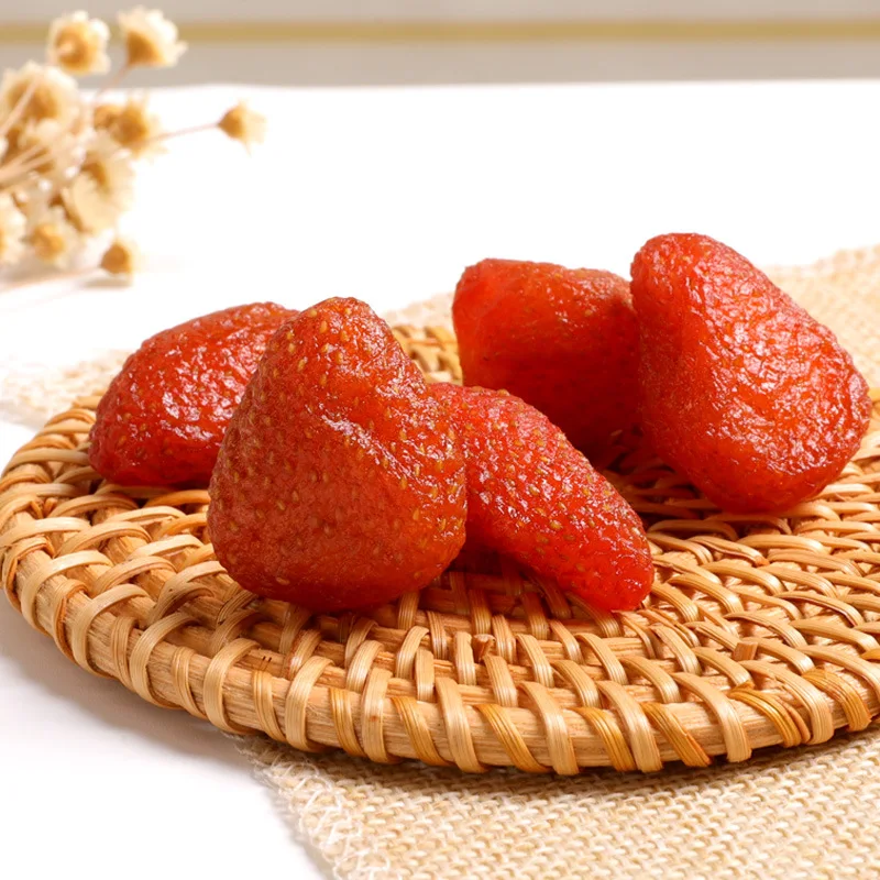 Natural High Quality Dried Strawberries Wholesale Snack Fruit Dried Strawberries