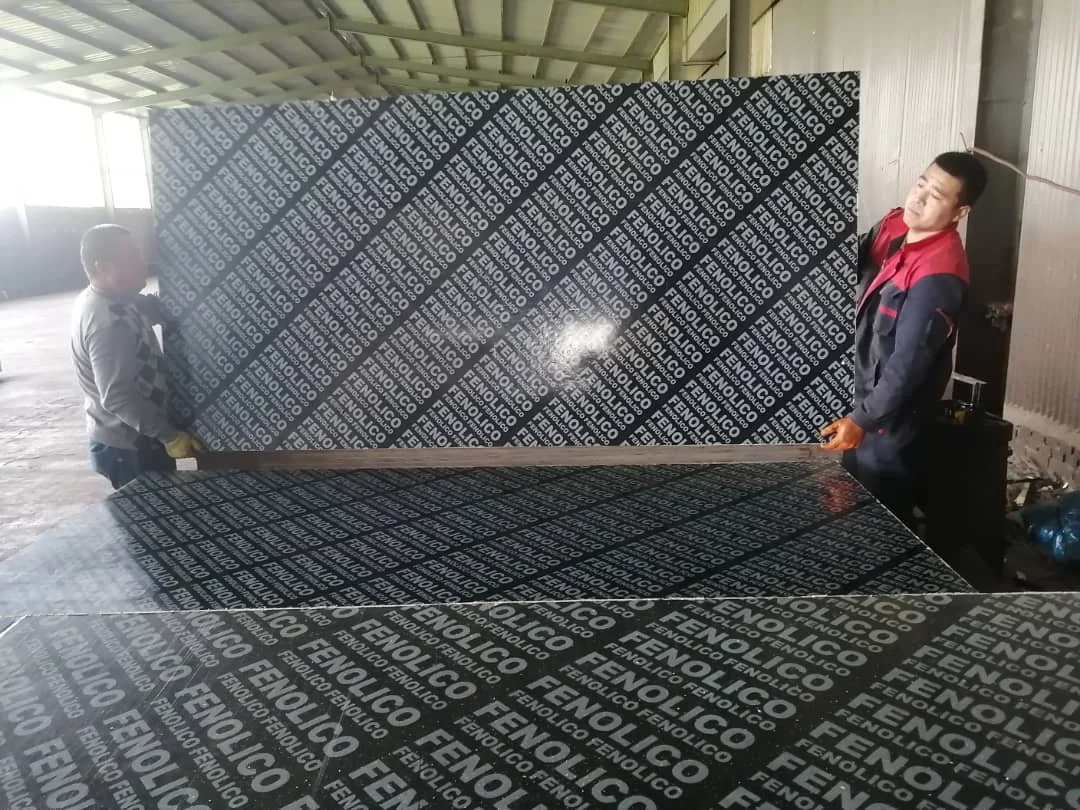 Building Construction Materials 18mm Film Faced Plywood / Concrete Shuttering Formwork Plywood