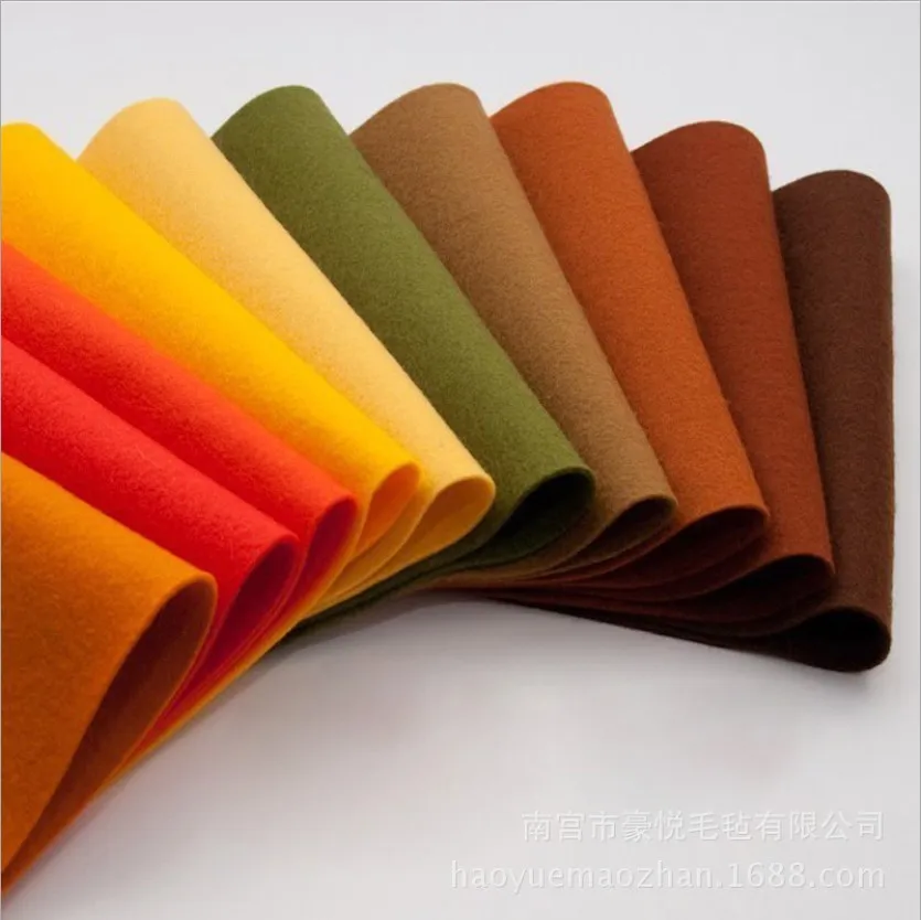 1mm 2mm 3mm 4mm 5mm 10mm Thick Wool Polyester Spunbond Needle punched felt fabric for Bag Felt cloth