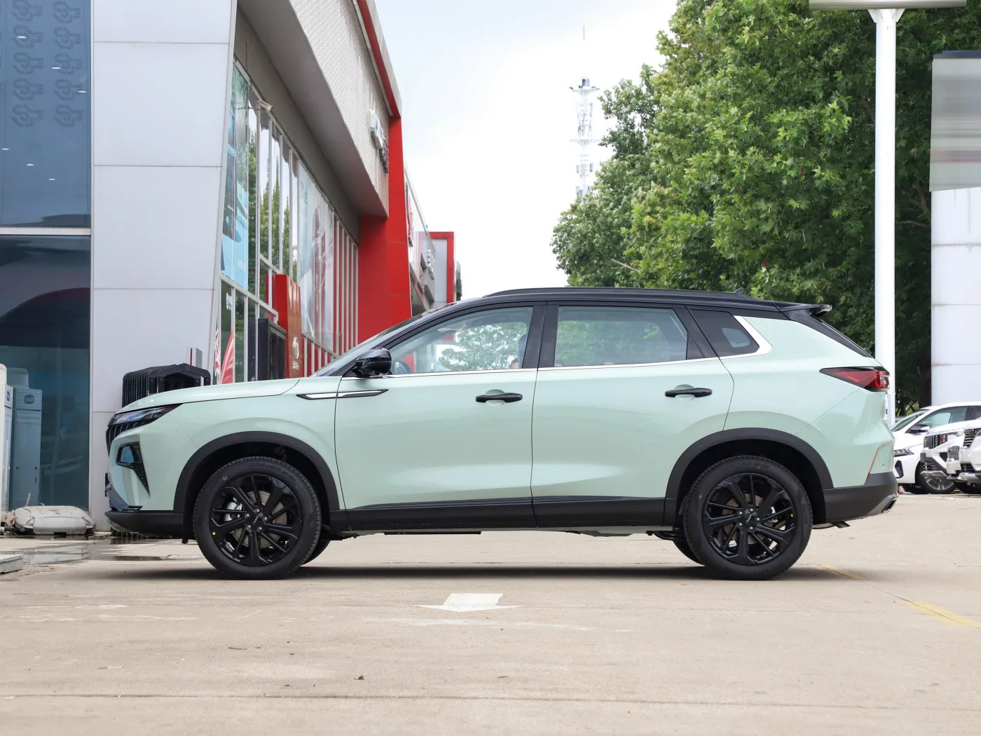 1.5T Dongfeng Haoji Hybrid Electric gasoline 5 Seats SUV Car