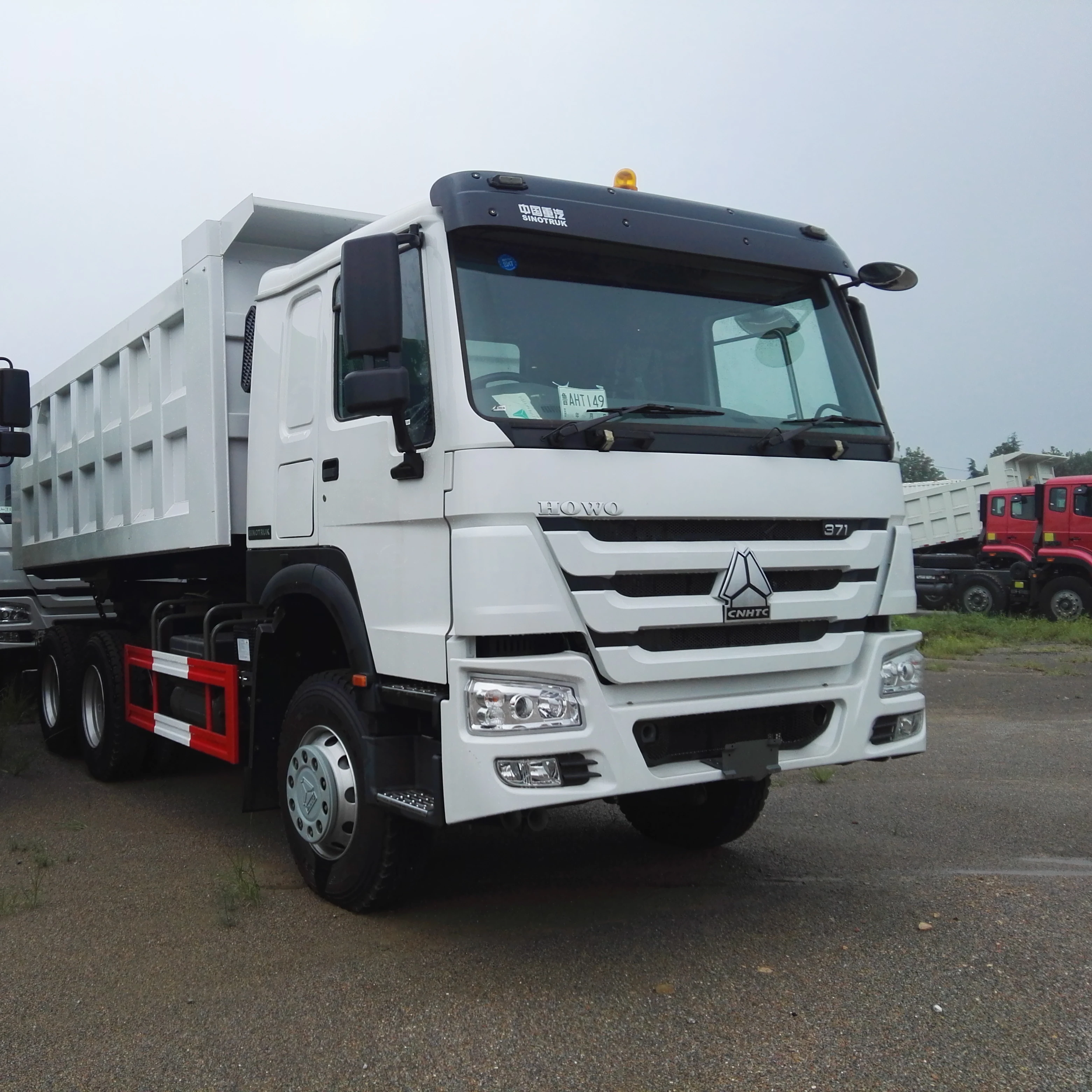 Factory Price Brand New Transport Construction Sino Sinotruk Howo 6x4  10 wheeler 371hp 20 30 tons Dumper Tipper Truck