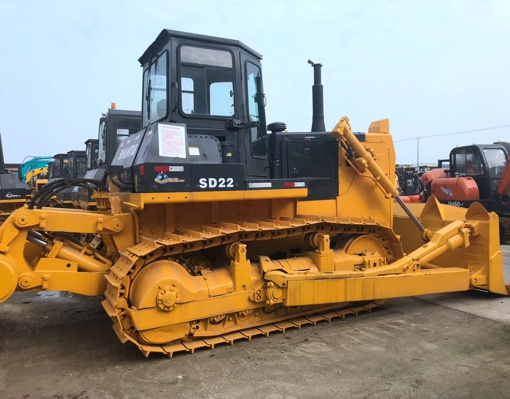 Fuel-efficient shantui machine SD22 bulldozer for sale, used shantui bulldozer at low working hours