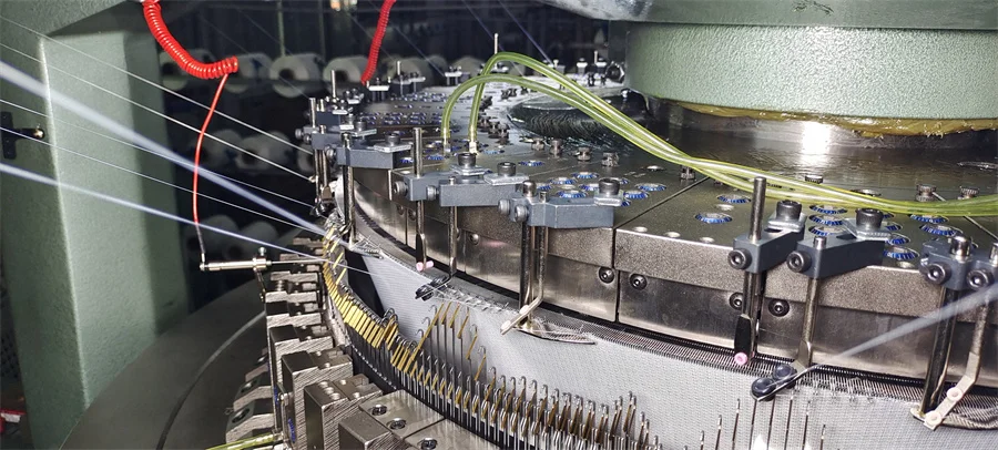 Double Jersey Textile Parka Raccoon And Mink Fabric Circular Knitting Machine