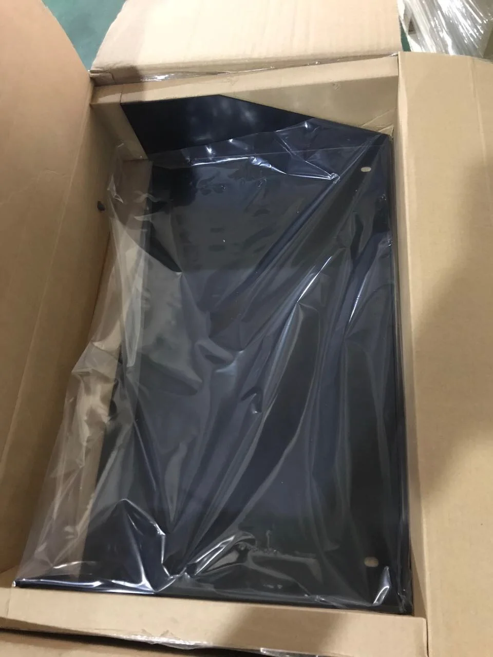 Mounting holes server rack shelf fixed