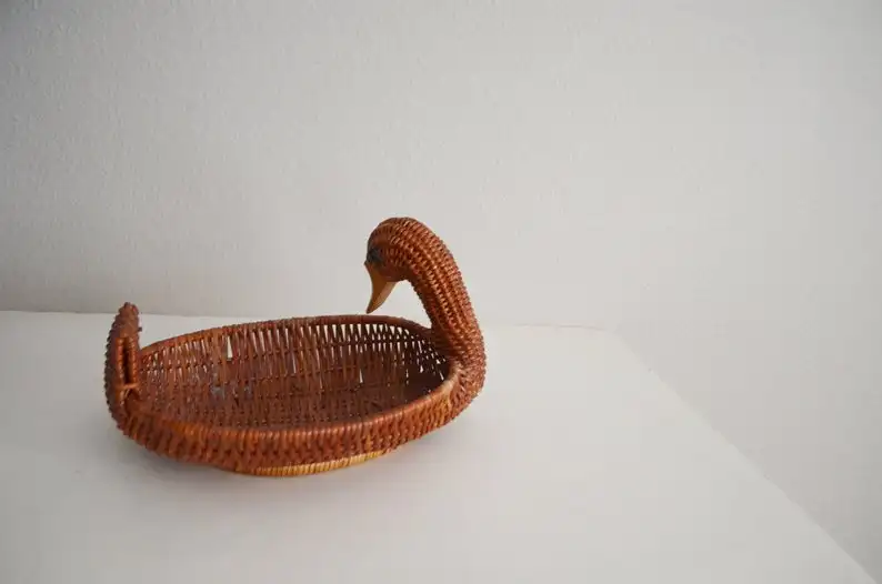 Best Selling Vietnam Handmade Vintage Style Woven Wicker  Rattan Duck Basket For Storing Food Made In Vietnam.