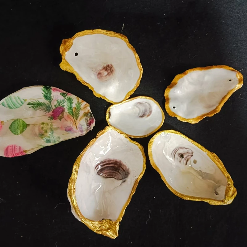 Oyster Shell Ornaments Christmas Coastal Beach Pearlescent with Gold Plated for  Wedding