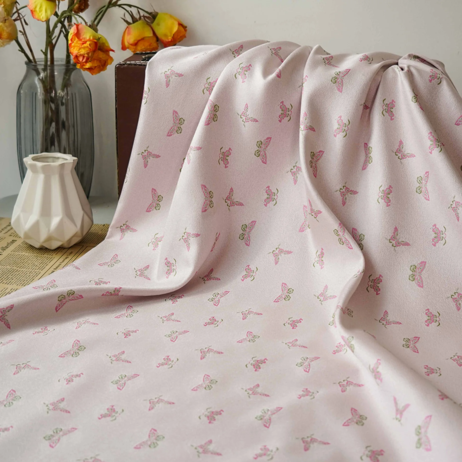 Polyester Elegant Metallic Flowers Design Jacquard Brocade Fabric for women Formal dress