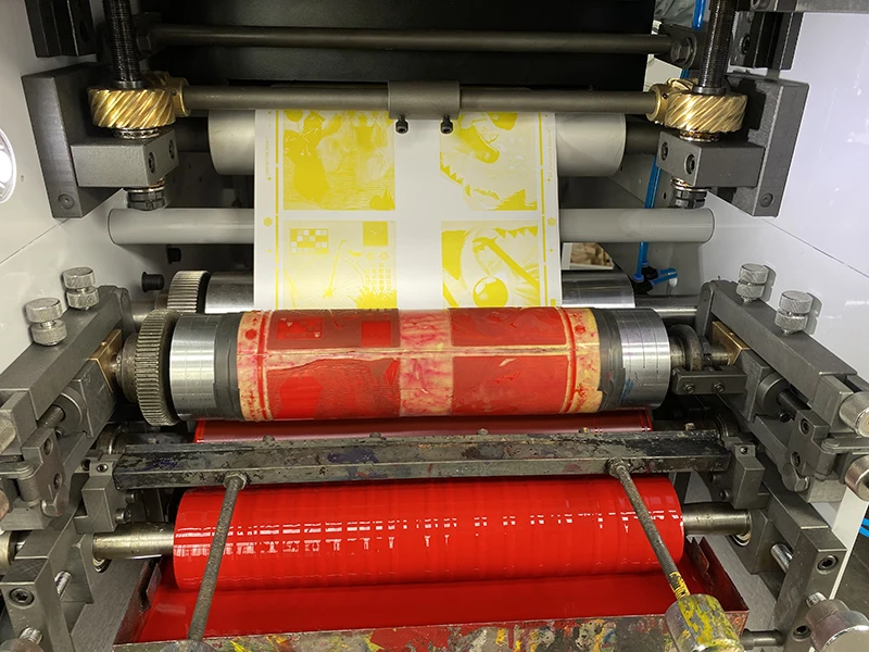 320 Size Mini Label Flexographic Plastic Flexo Printing Machine Price with UV