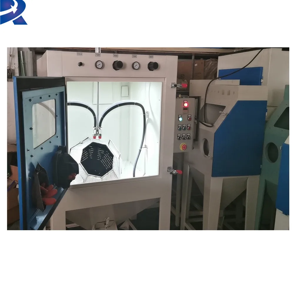 Abrasive metal parts rust paint remove high pressure water blaster