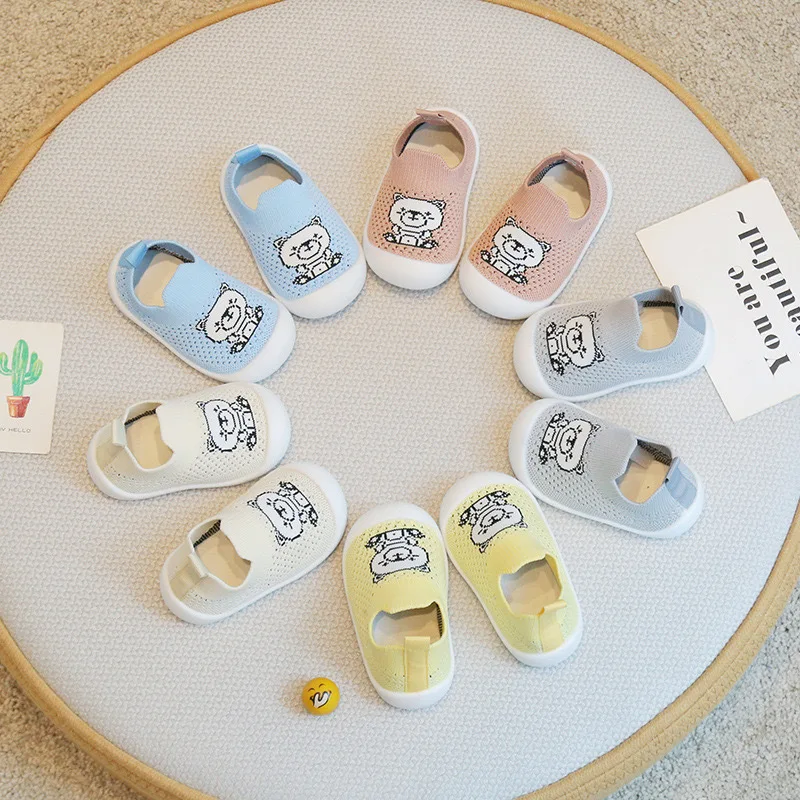 New style baby mesh flying woven single shoes baby toddler shoes soft bottom non-slip toddler home cartoon one-step