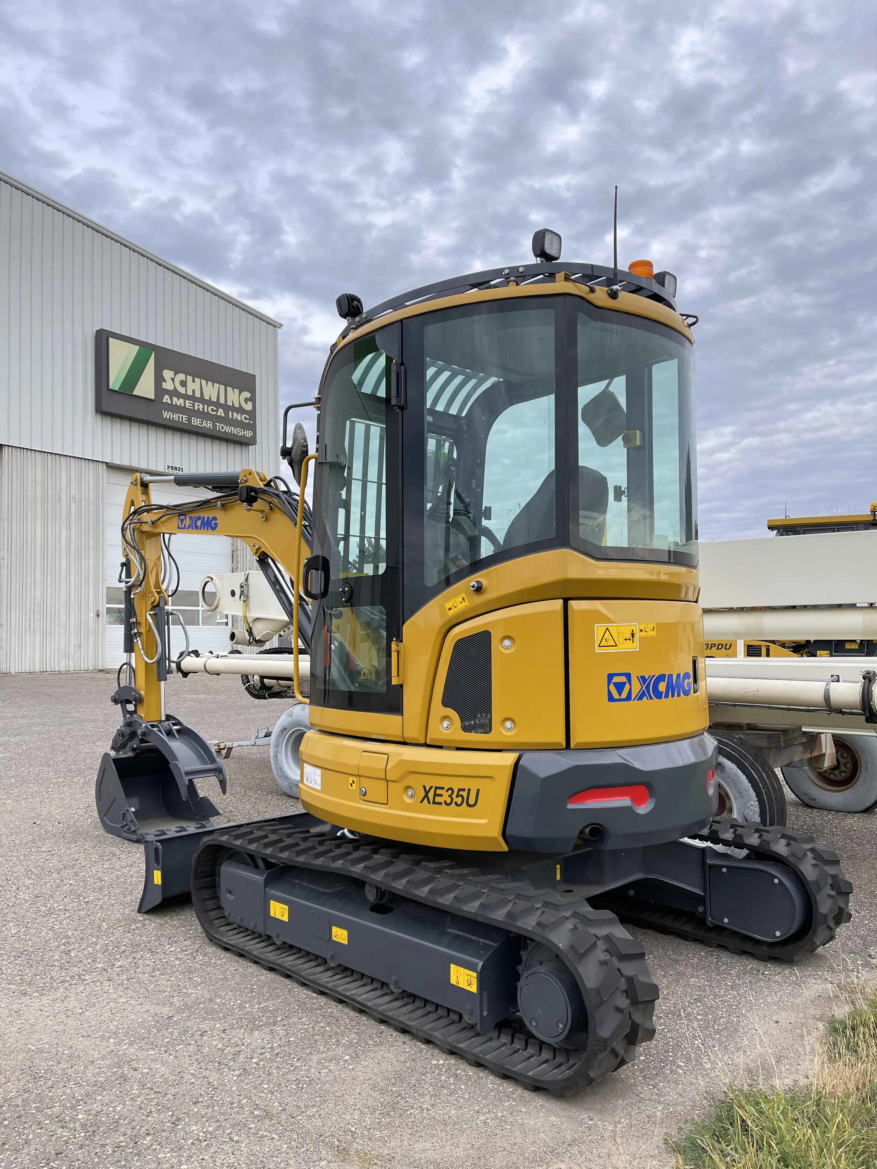 XCMG официальный yanmar двигатель мини-экскаватор XE35U одобренный epa 4 тонны Подержанный с насадкой