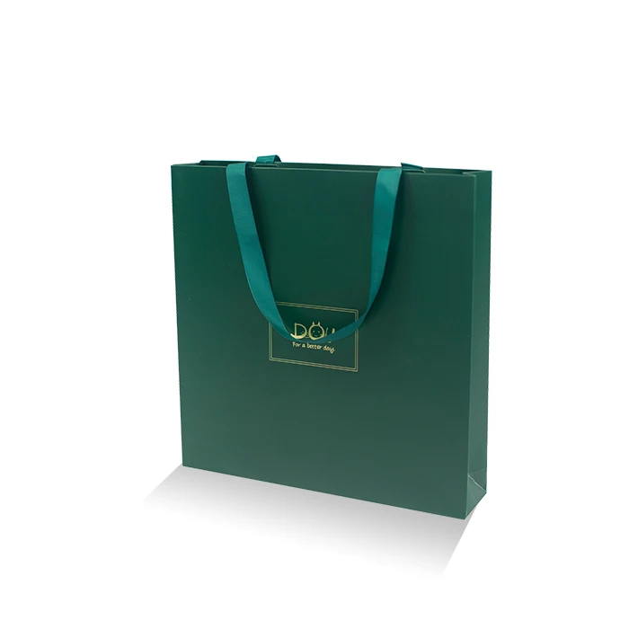 Yiwu Designer Foil Hot Stamping Small Medium Large Green Printed Custom shopping Gift Paper Bag with logo