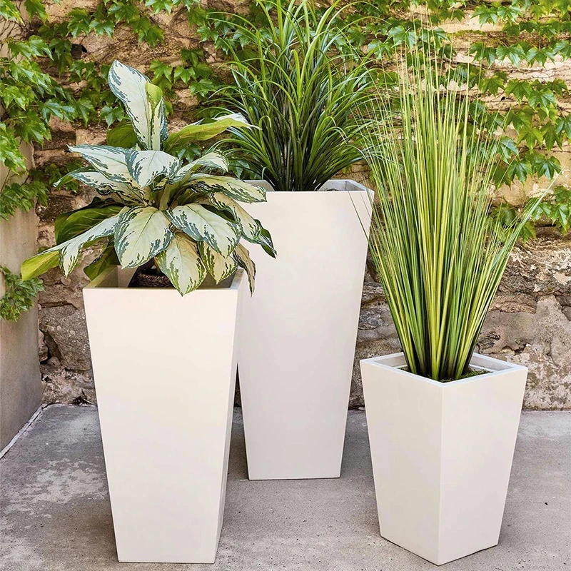 Hot sale large outdoor White Fiberglass Flower Pots,custom Outdoor  Fiber Clay Pots Planters Garden Pots