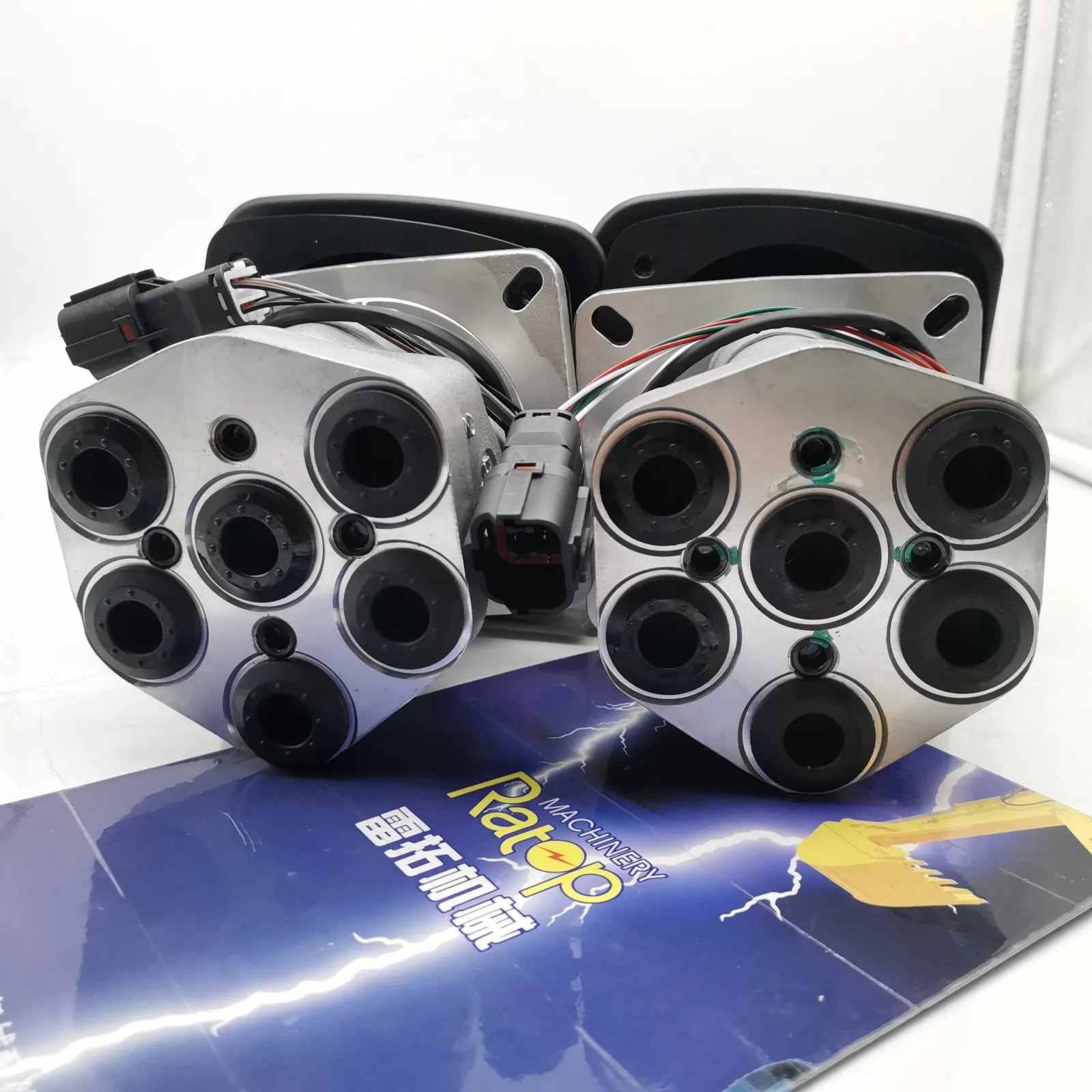Ручка джойстика экскаватора DX425 DX225 420-00344 410113-00149