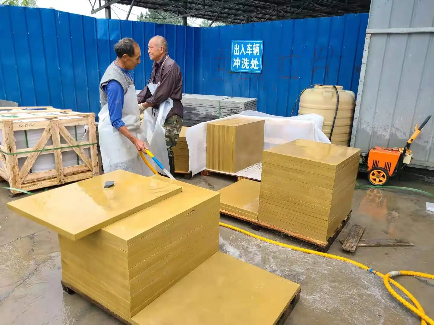 Sichuan Natural Golden Yellow Sandstone Cut To Size 60X60 Landscaping Paving Stone External Flooring Tiles