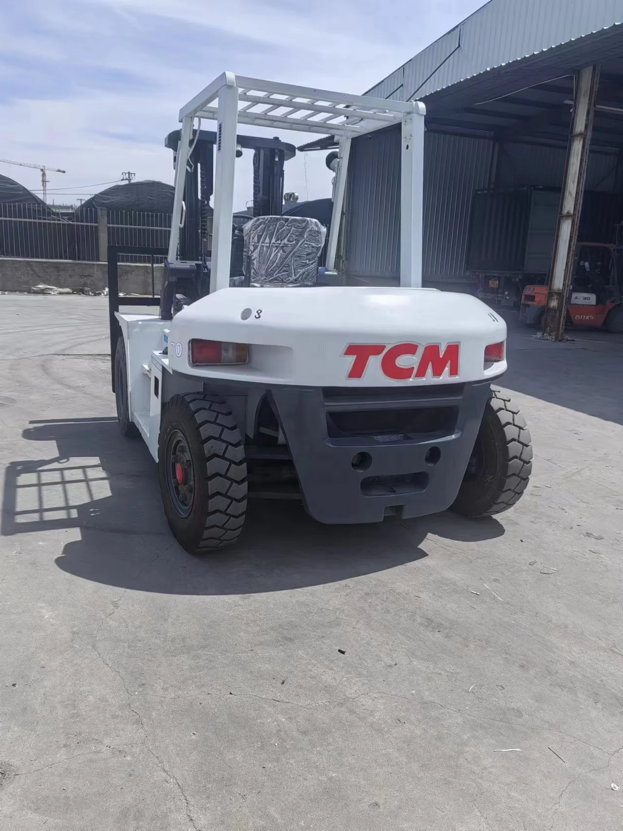 Used Japan forklift secondhand Multifunction excavator  toyota Japan forklift parts  for sale