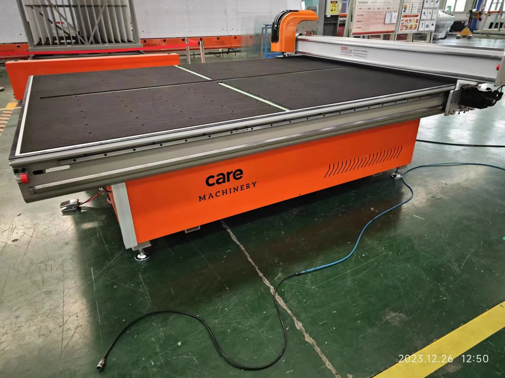 Низкая Стоимость CNC автоматический стеклянный стол для резки стекла неправильных форм