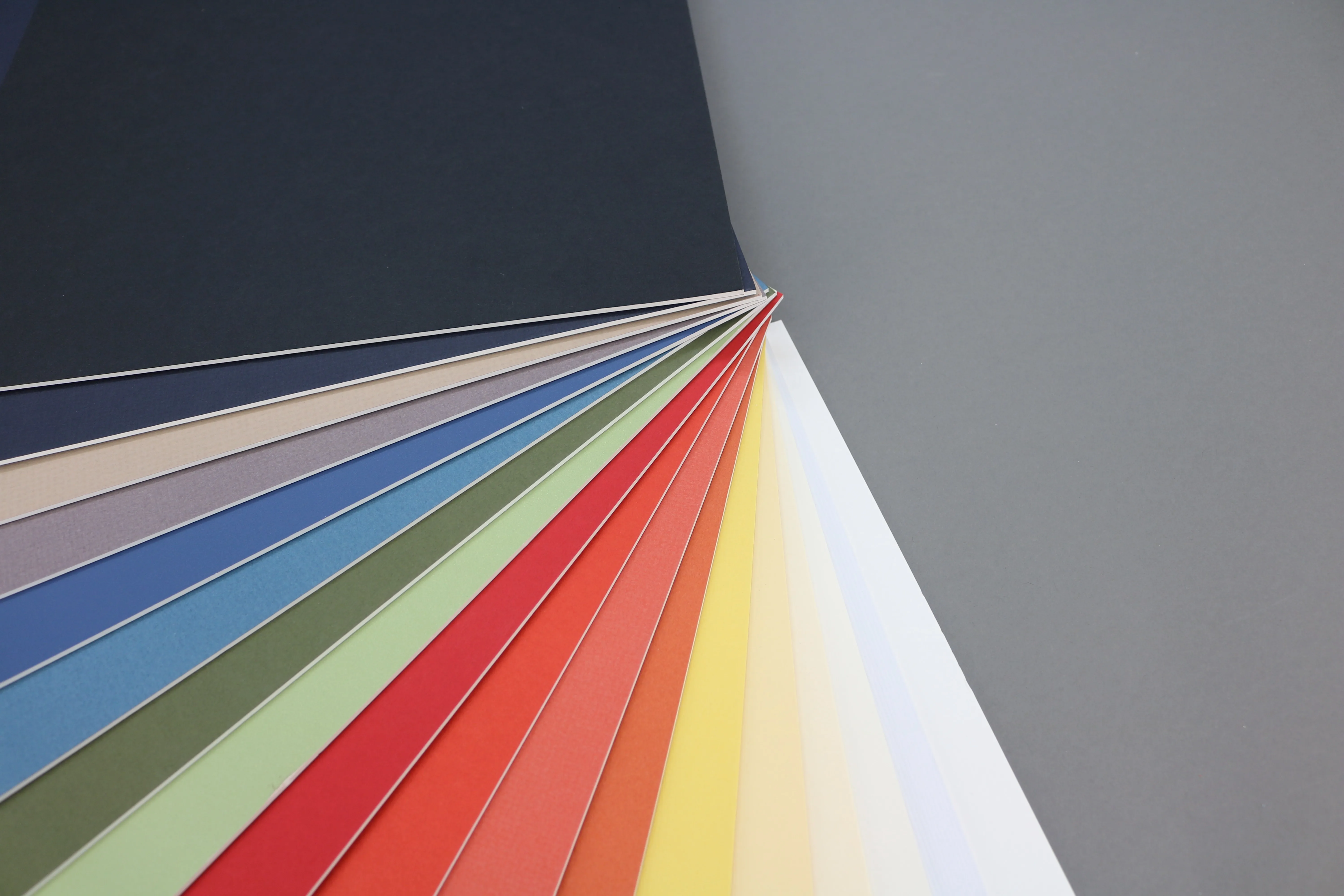 8ply 3.0mm Thickness Uncut Gray Mat Board Frame Acid Free in Frame