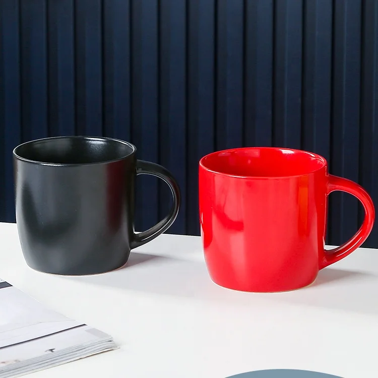 Hot product Custom Logo Large Capacity 470ml Green Ceramic milk And Coffee Mugs Cups With Lid and Spoon