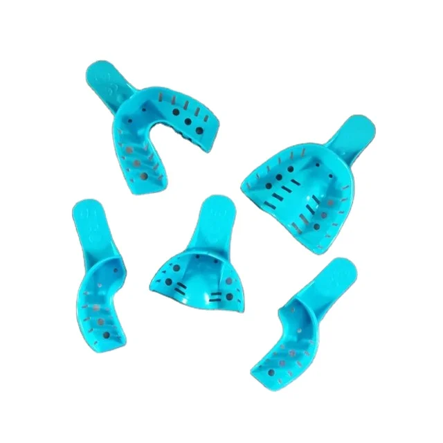 Full mouth tray for alginate impression material