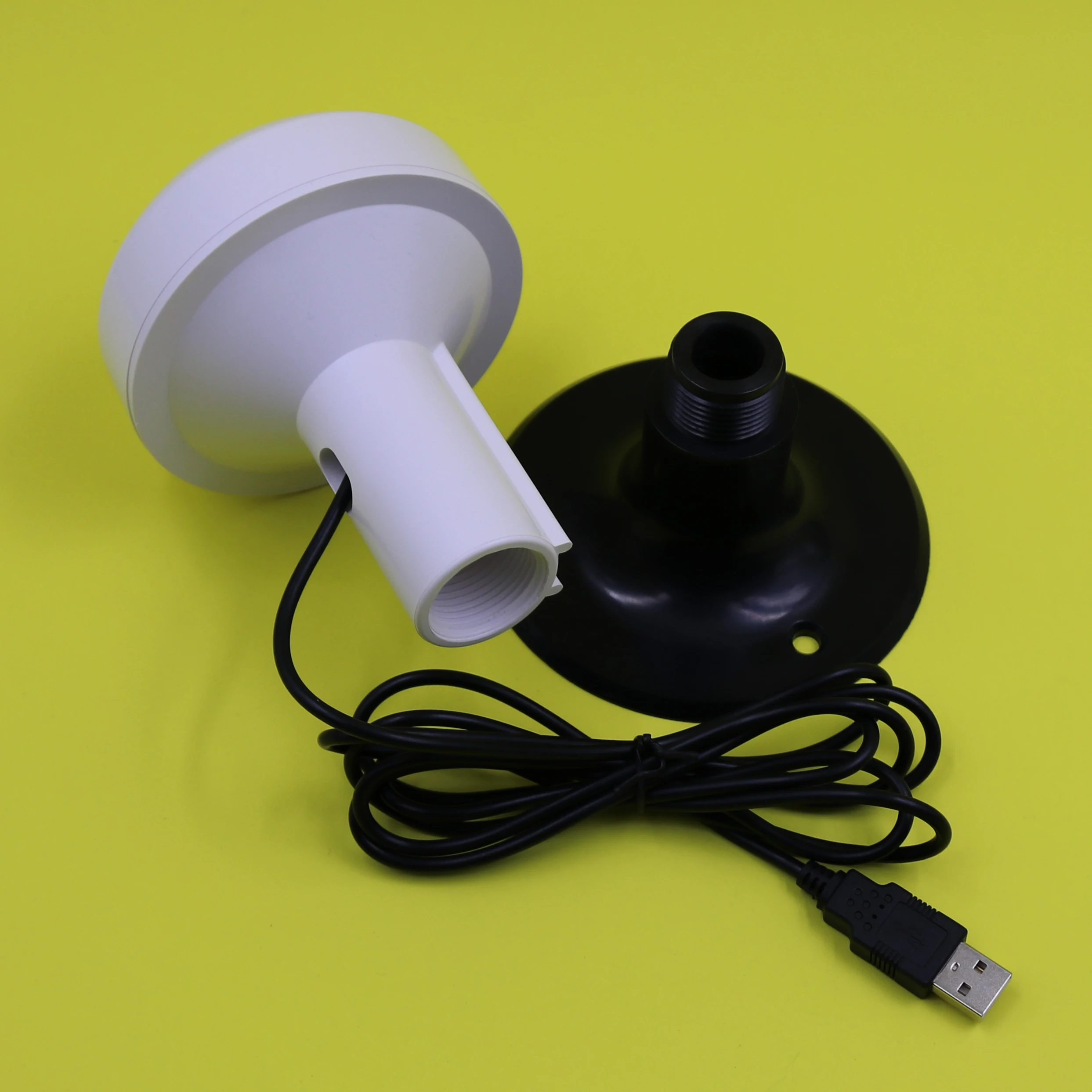 BEITIAN USB Marine GPS Receiver Antenna Boat ship GPS Antenna module,9600bps,NMEA 0183 USB 2.0 Connector w/ Plastic base,BP-572U