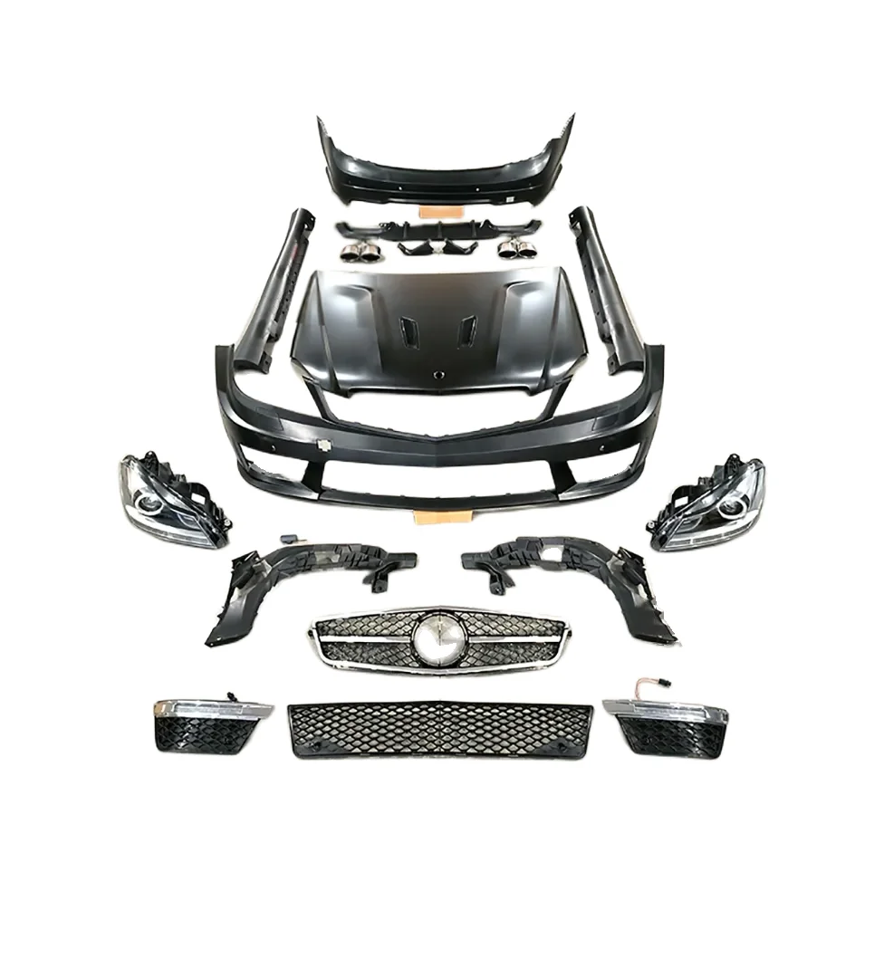 High Quality Bodykit for Mercedes Benz C- Class W204 C260 C200 C300 Modified C63 AMG Front bumper with grille 2011-2014