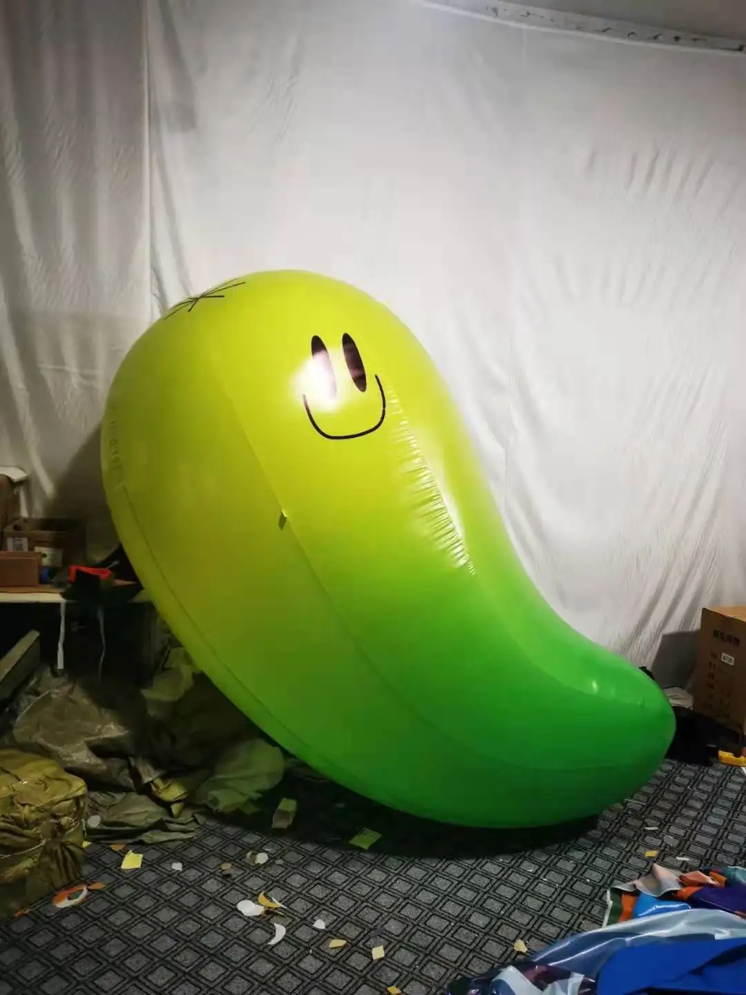 Wholesale Custom Cartoon Character Inflatables Water Pool Toys for Children