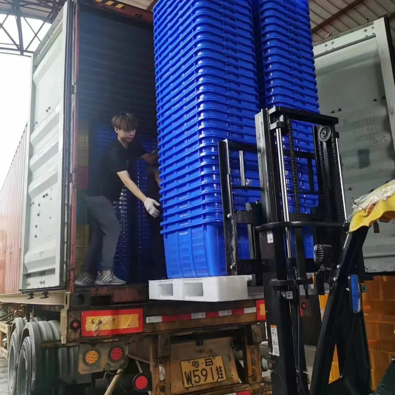 Manufacturer Custom Warehouse Food Grade Vegetable Fruit Foldable Crate Collapsible Plastic Crate