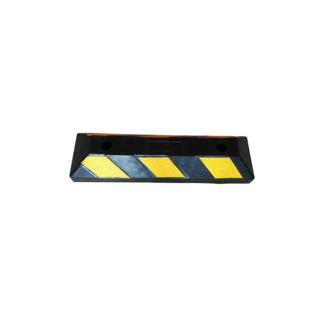 Black and Yellow Reflective TPAE 500mm Parking Curb High Visibility Rubber Parking Barrier