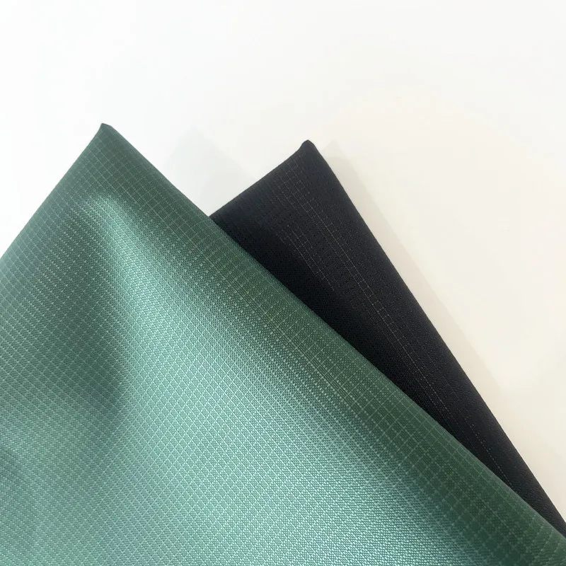 High quality 150D Oxford 100%polyester ripstop plaid blackout coated silver coating for outdoor tent car cover 100% black out