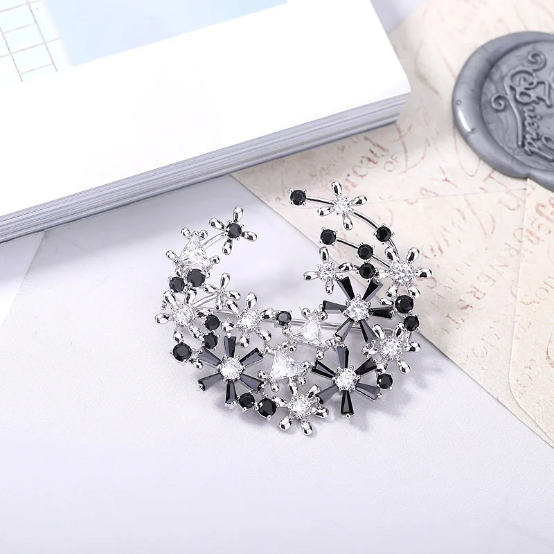 Fashion brooch creative versatile flower brooch women luxury atmospheric pin clothing accessories