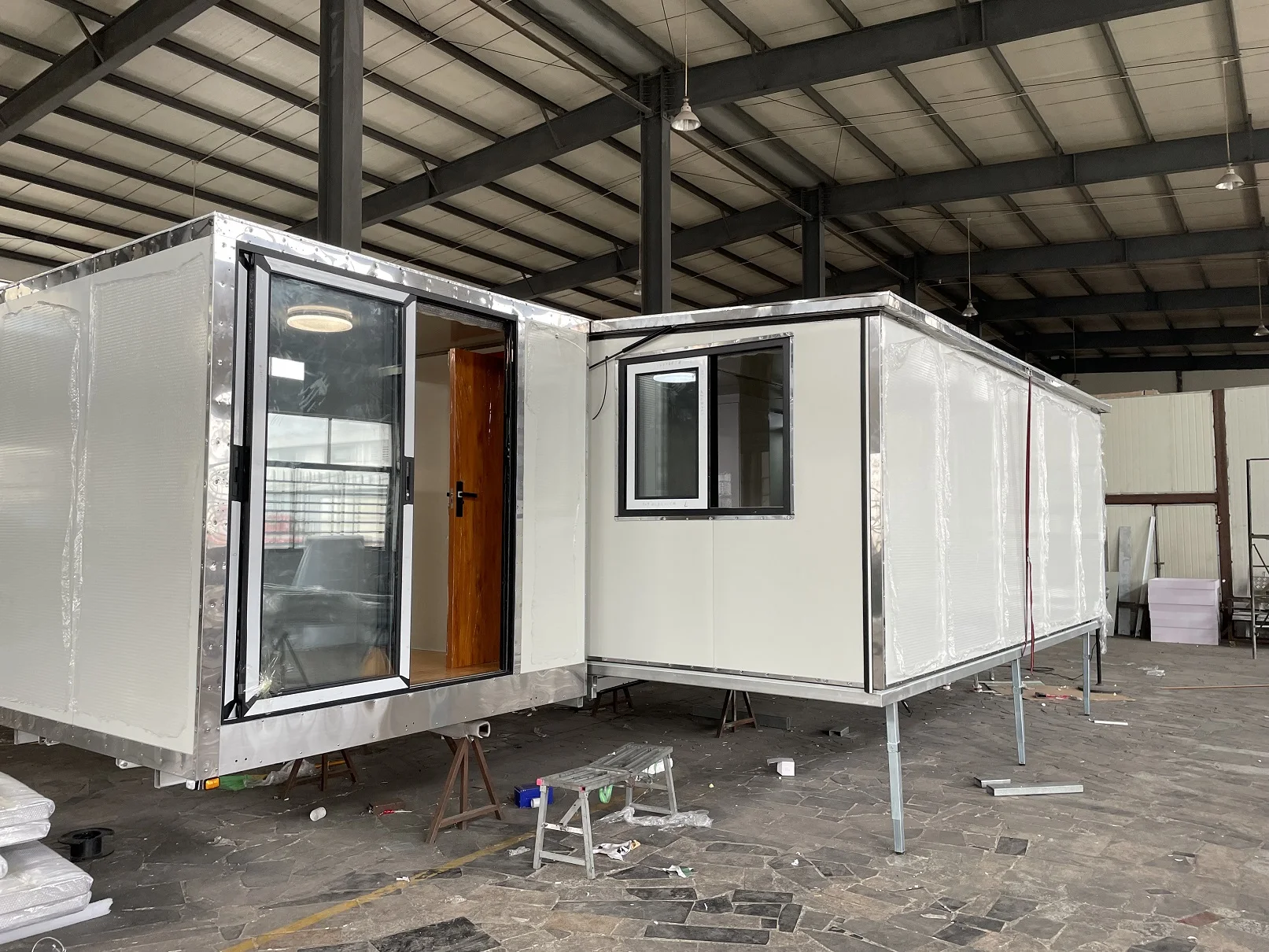 Hot Mobile Motorhomes house off road travel trailer Caravan Mobile Home Motorhome