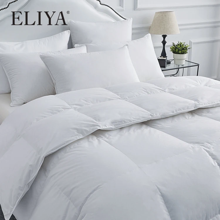 2020  Superior quality thick white hotel quilt