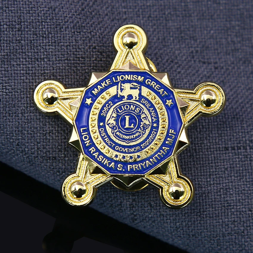 Factory gameboy advance board sport hat soft enamel brooch lapel pin sports lions club international