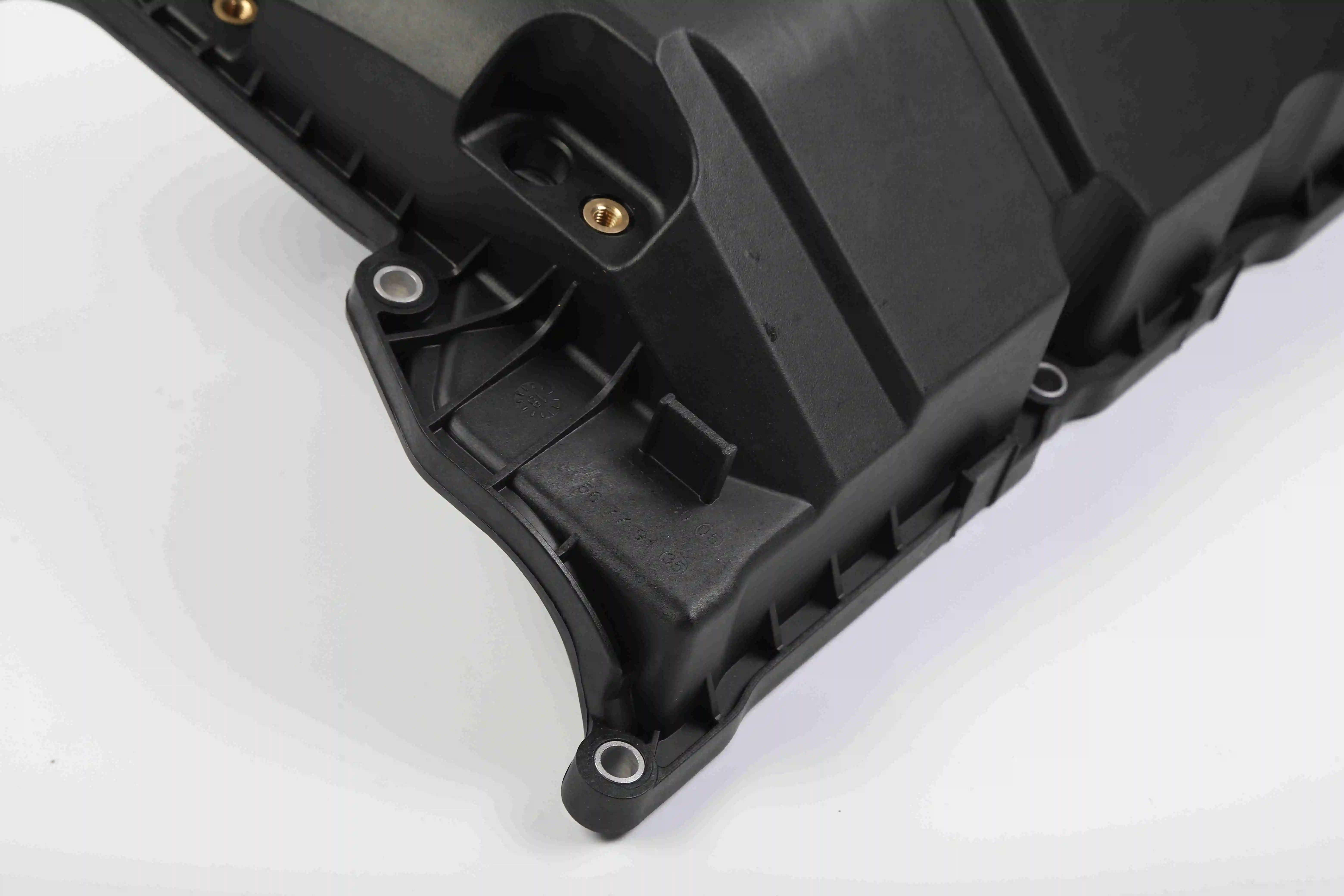 ENGINE CYLINDER HEAD COVER 11 12 7 646 554  11127646554 For BMW N12 N16 Mini R55 R56 R57 Engine Valve Cover