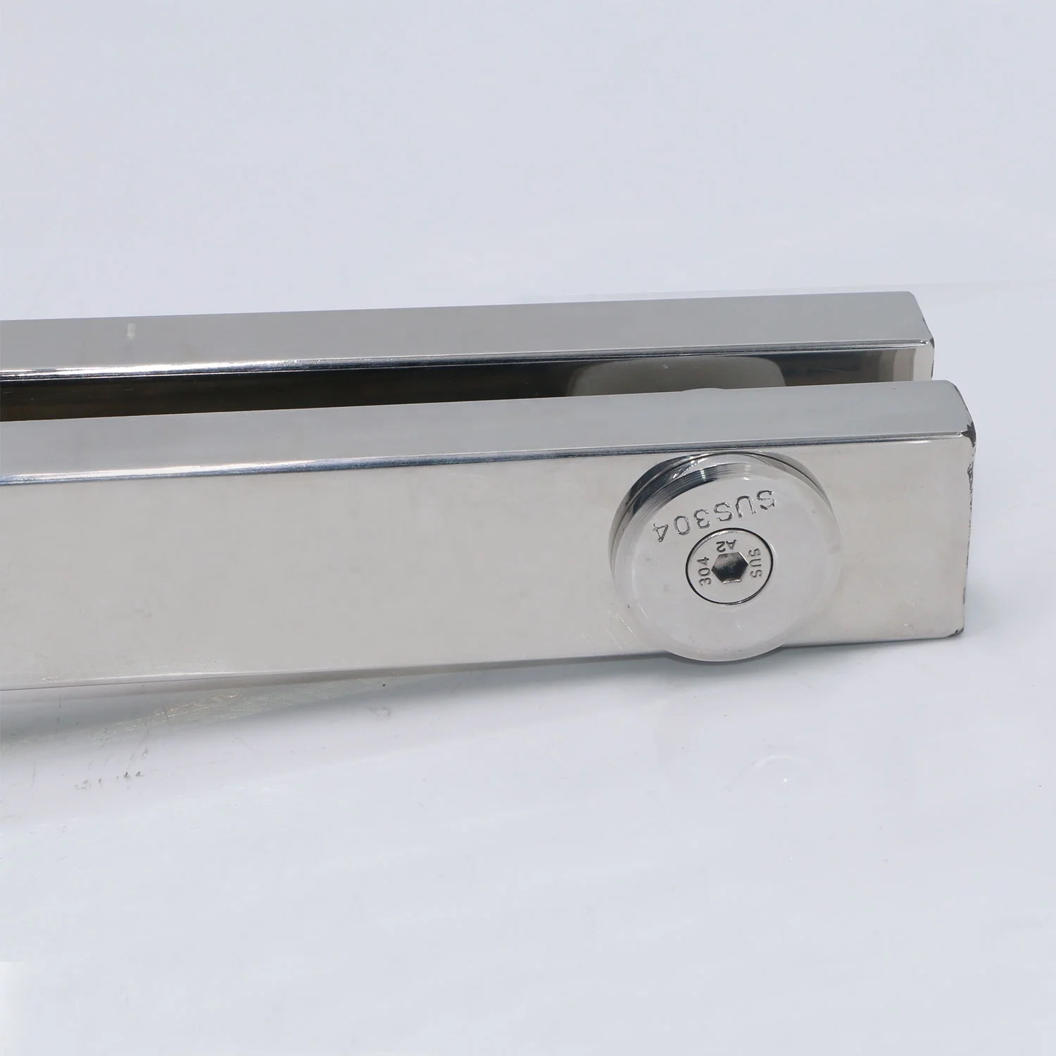 SK-915 Chinese Factory Direct Selling Price Brazilian Style Stainless Steel Glass Spigot For Temper Glass