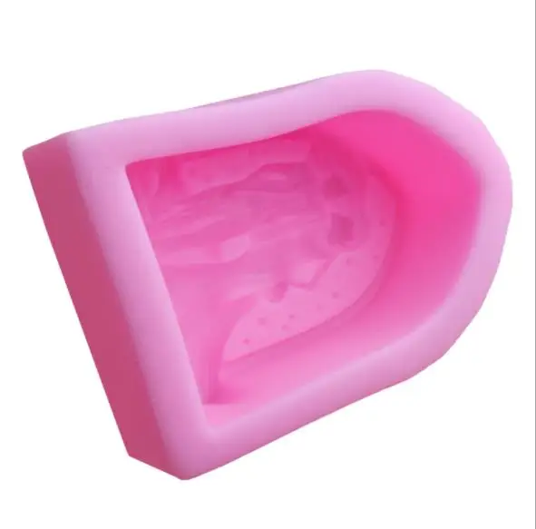 Yiwu Bobao European wedding sugar turning silica gel mold bridegroom and bride cake decoration mold DIY soap baking utensils