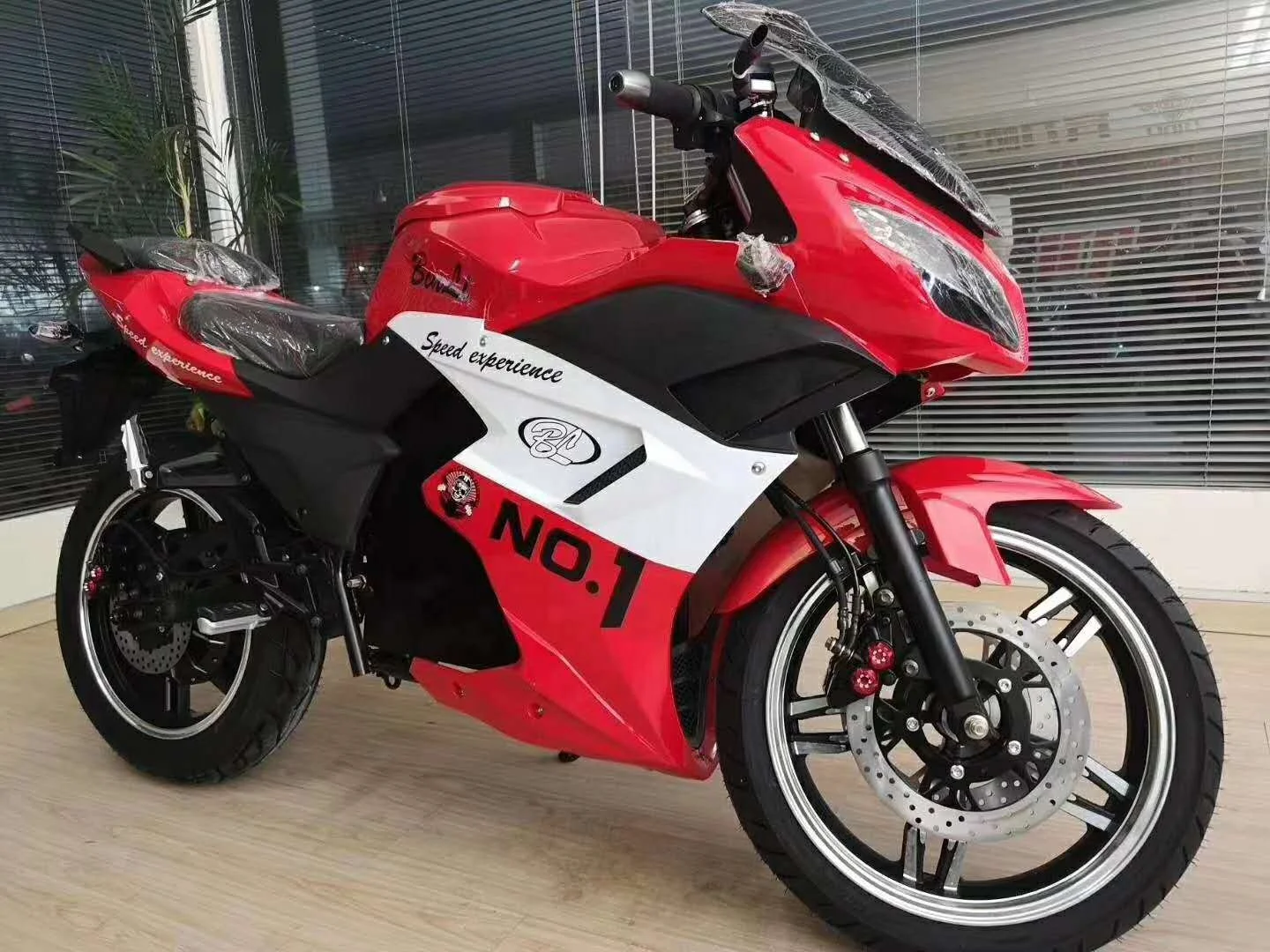 Classic Engtian adultos motos electrica chinas precios powerful electric scooter 5000W electric motorcycle