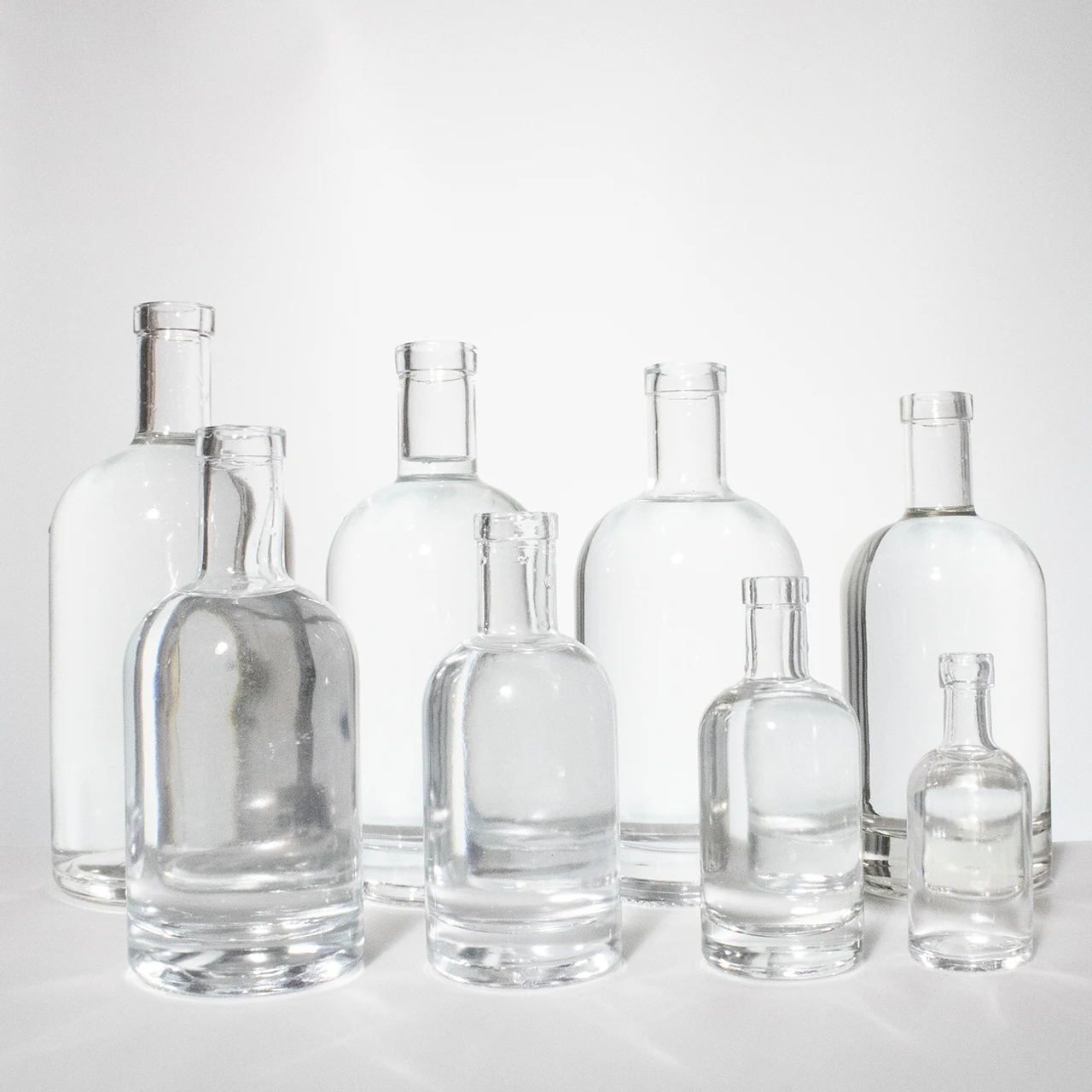 small  liquor bottle  375ml 500ml 750ml for  Whiskey Vodka Tequila Brandy Rum Gin Mezcal with cork stopper