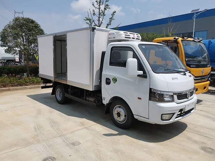 High quality cheap diesel Euro 5 refrigerated van truck mini refrigerated truck refrigerator car for sale