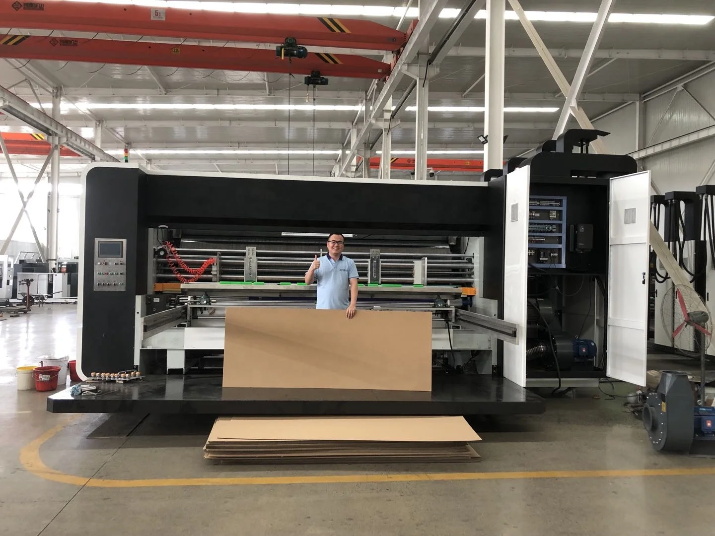 Fully Automatic High Speed Corrugated Carton Box Flexo Printing Slotting Die Cutting Folding Gluing Strapping Machine