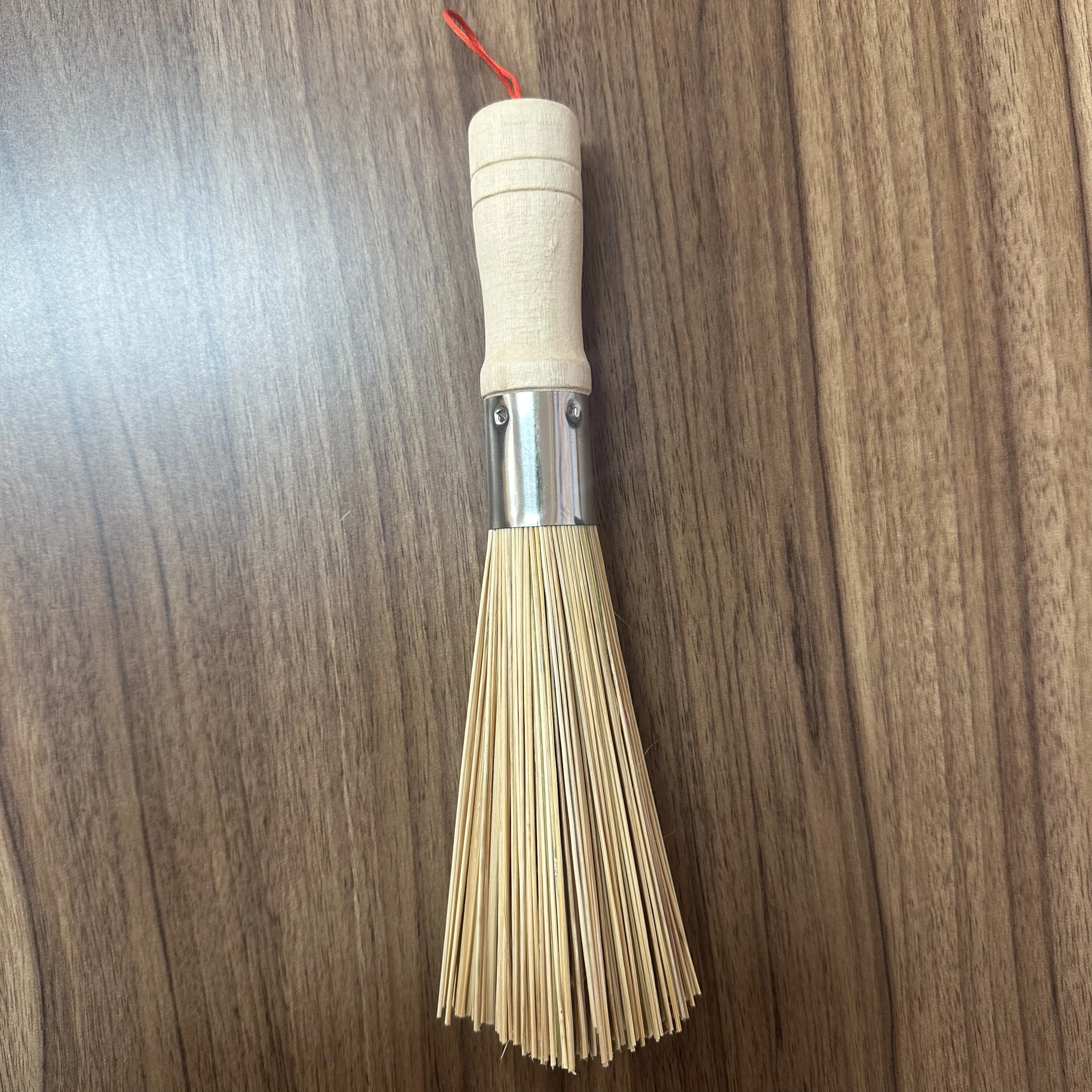 Factory Bamboo Wooden Pot Brush Dish Wash Cleaning Eco-Friendly Natural Kitchen Tool Broom With Long Wood Handle For Dishwashing